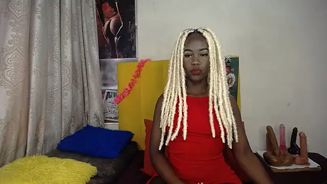 Snapshot of blackrose001 chatting on June 29, 7:14 am blackrose001 online show from June 29, 7:14 am