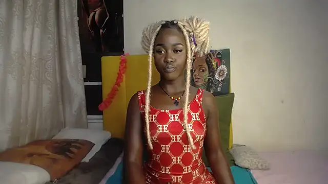 Snapshot of blackrose001 chatting on July 18, 8:12 pm blackrose001 online show from July 18, 8:12 pm