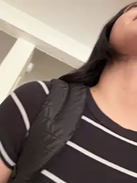 Rebbecawhite meow online show from February 28, 3:46 pm