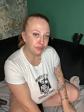 XxXMistyXxX online show from September 29, 11:20 pm