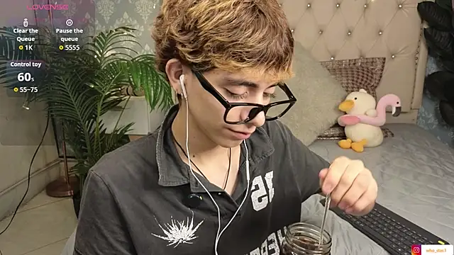 Matty Sparkk online show from February 2, 1:32 pm