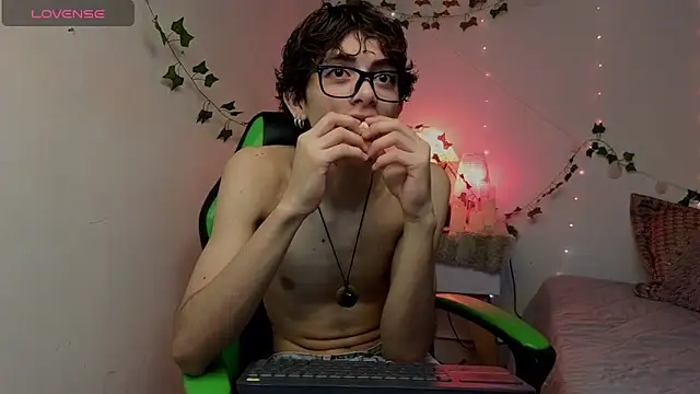 Matty Sparkk online show from June 22, 1:30 pm