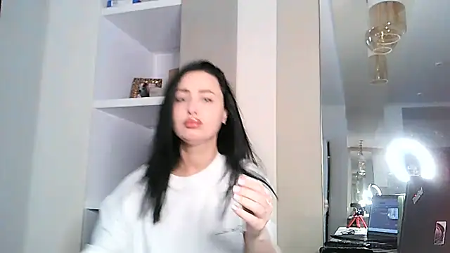 Snapshot of Black_swan7777 chatting on April 27, 7:50 am Black swan7777 online show from April 27, 7:50 am