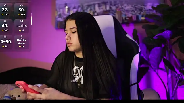 Danaa Rouse online show from February 5, 7:40 pm