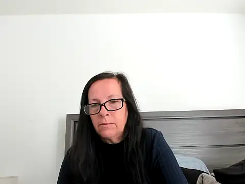 peachgoddess online show from October 2, 3:30 pm