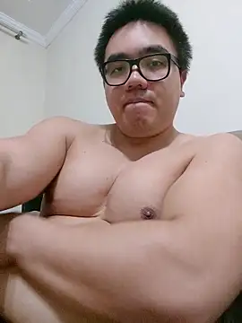 Snapshot of awesometeacher33 chatting on March 31, 4:07 pm awesometeacher33 online show from March 31, 4:07 pm