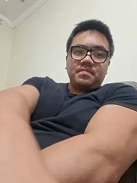 Snapshot of awesometeacher33 chatting on August 3, 9:59 am awesometeacher33 online show from August 3, 9:59 am