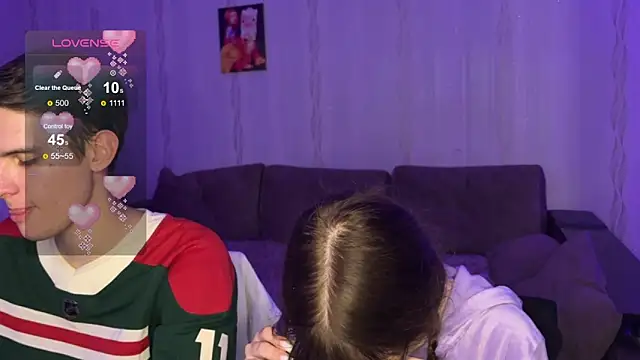 Romanhavesweetydick777 online show from November 10, 5:45 pm