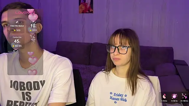 Romanhavesweetydick777 online show from November 18, 4:44 pm