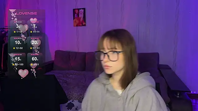 Romanhavesweetydick777 online show from November 21, 3:54 pm