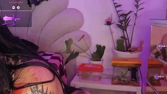 Snapshot of AnfisaLetyagho chatting on October 7, 1:25 am AnfisaLetyagho online show from October 7, 1:25 am