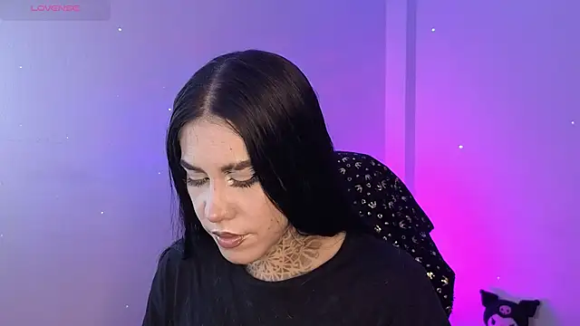 Snapshot of AnfisaLetyagho chatting on November 27, 8:11 pm AnfisaLetyagho online show from November 27, 8:11 pm