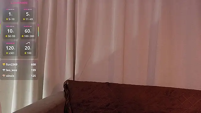 Snapshot of YuliethPetite chatting on November 1, 11:34 am YuliethPetite online show from November 1, 11:34 am