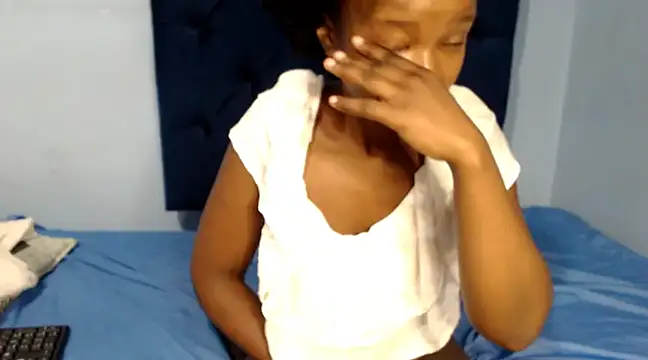 ShyTiny Bae online show from March 14, 8:06 pm