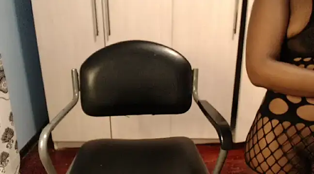 ShyTiny Bae online show from March 17, 4:54 pm