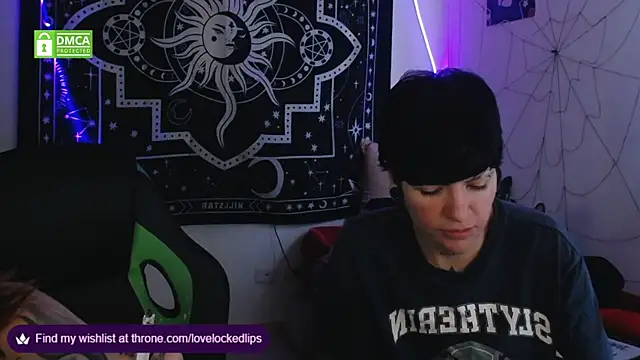 lovelockedlips online show from October 12, 7:35 pm