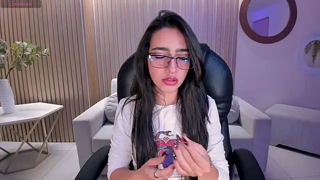 LarisaSmirnov online show from September 27, 5:23 am