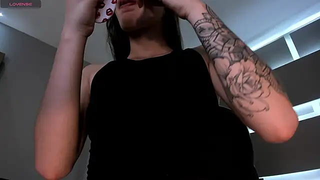 Snapshot of MaiaCollins chatting on October 20, 7:14 pm MaiaCollins online show from October 20, 7:14 pm