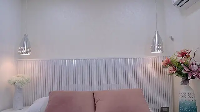 katia moregb online show from September 10, 7:47 pm