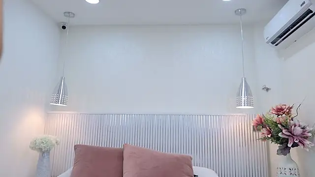 katia moregb online show from September 22, 7:49 pm