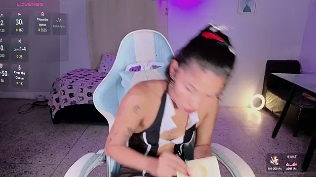 eleselas online show from September 29, 11:42 pm