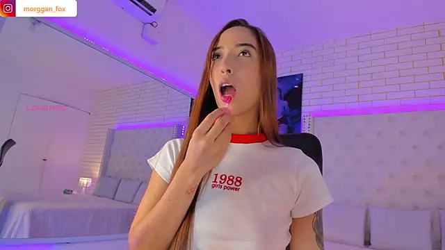 Morggan Fox  online show from November 20, 4:34 am