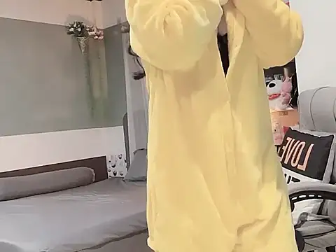 Nabiii6868 online show from February 2, 5:44 pm