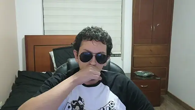 hardaftercum online show from March 18, 10:25 am