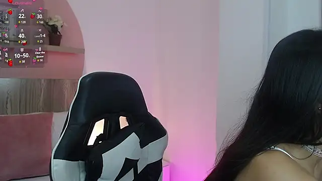 nina blake online show from November 1, 7:27 pm