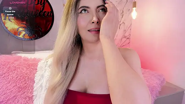 Snapshot of onebeauty chatting on October 27, 2:54 pm onebeauty online show from October 27, 2:54 pm