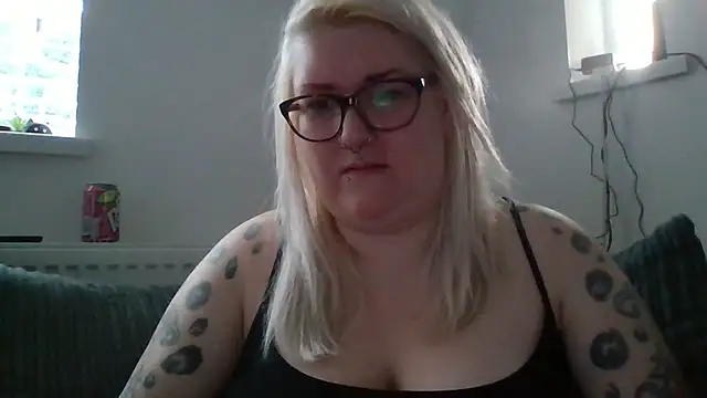 Sizzling Indie36 online show from March 22, 5:52 pm