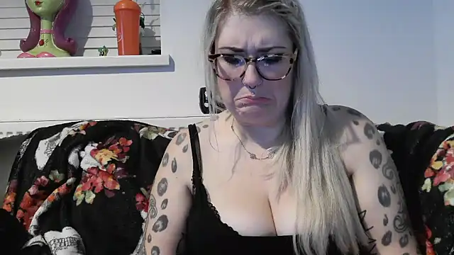 Sizzling Indie36 online show from November 14, 11:13 pm