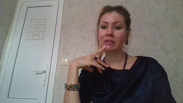 Eva Neon online show from March 15, 1:29 pm