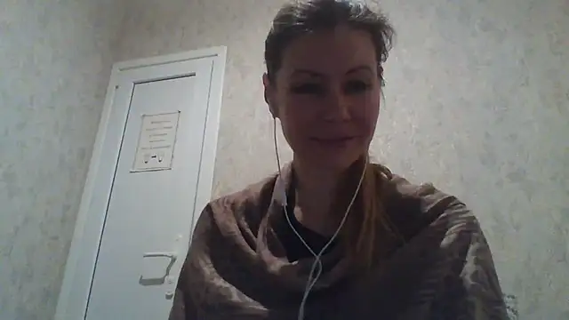 Eva Neon online show from March 15, 9:49 pm