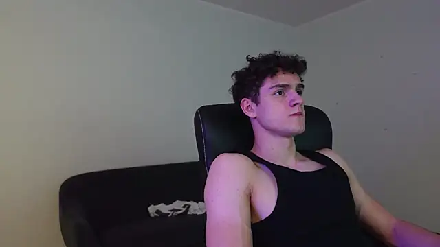 Snapshot of Brad_Holloway chatting on October 24, 12:45 pm Brad Holloway online show from October 24, 12:45 pm