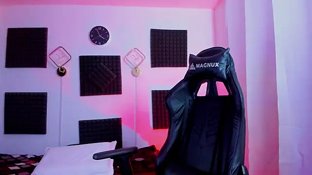 hannarusso online show from January 12, 8:58 pm