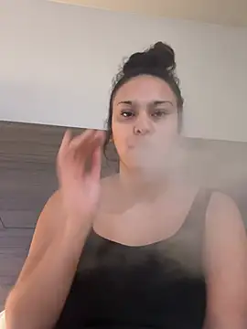 hoesluvcedes online show from July 21, 7:54 am