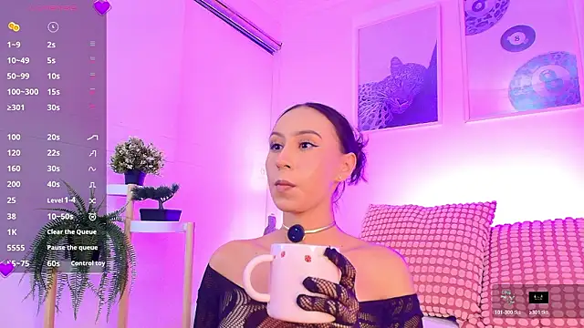 Valen ross  online show from March 4, 9:43 pm