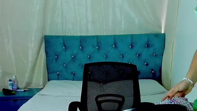 Snapshot of Zamantta chatting on March 16, 1:38 pm Zamantta online show from March 16, 1:38 pm