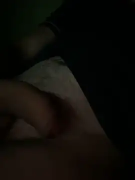 Snapshot of Elpollas18g8 chatting on March 29, 3:06 am Elpollas18g8 online show from March 29, 3:06 am