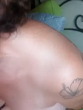 emiliemilf online show from February 28, 8:26 am