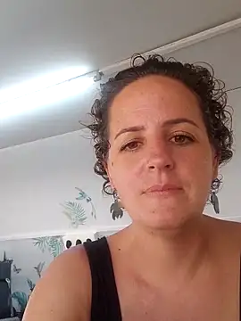 emiliemilf online show from February 28, 11:28 pm