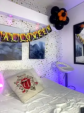 Snapshot of Andy_Leex chatting on October 17, 8:11 pm Andy Leex online show from October 17, 8:11 pm