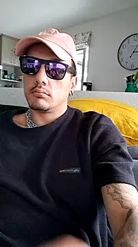 Snapshot of TAIZ69WORLD chatting on September 18, 2:57 am TAIZ69WORLD online show from September 18, 2:57 am