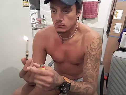 Snapshot of TAIZ69WORLD chatting on October 30, 3:02 pm TAIZ69WORLD online show from October 30, 3:02 pm