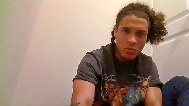 Snapshot of shurthingx chatting on May 20, 11:00 pm shurthingx online show from May 20, 11:00 pm