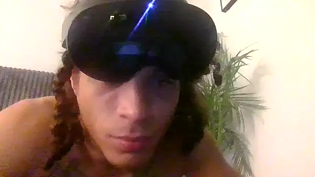 Snapshot of shurthingx chatting on May 30, 4:20 am shurthingx online show from May 30, 4:20 am