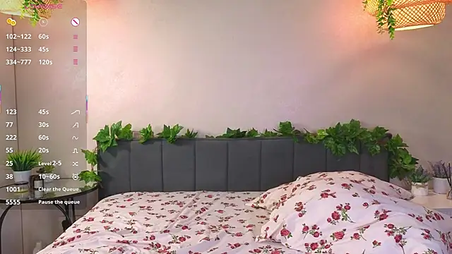 ConstanceHelms online show from November 30, 5:22 am