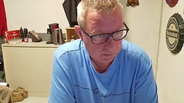 JamesBauer online show from April 16, 4:35 am