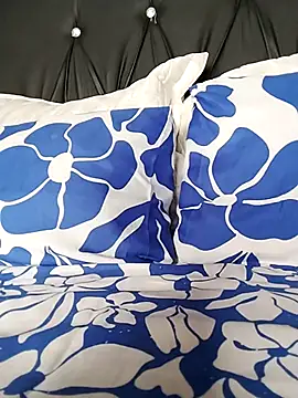 sexylira online show from March 31, 11:43 am